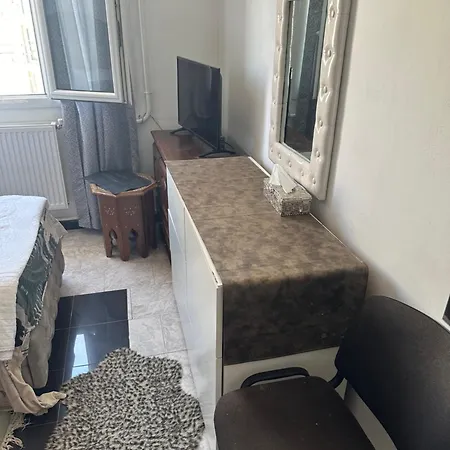 Appartement Laila à Creil Extérieur photo
