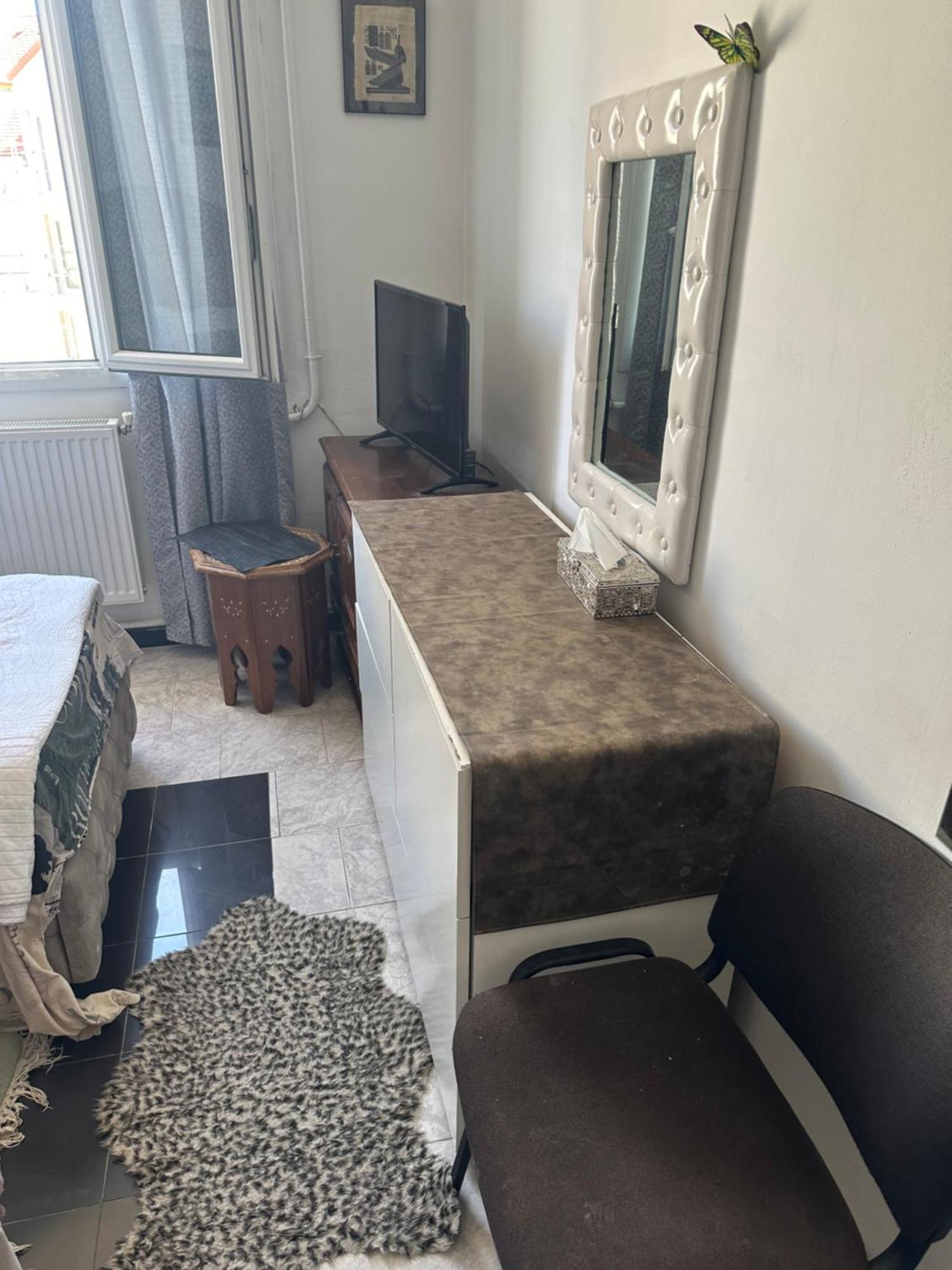 Laila Apartamento Creil
